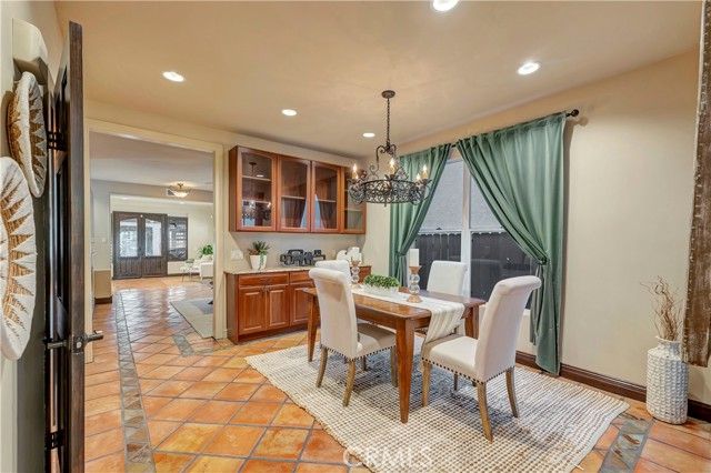 221 Hartford Avenue, Huntington Beach, CA 92648