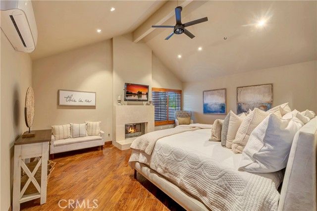 221 Hartford Avenue, Huntington Beach, CA 92648