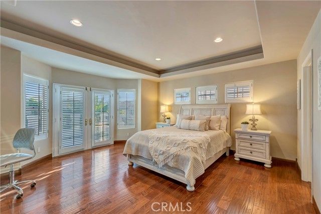 221 Hartford Avenue, Huntington Beach, CA 92648