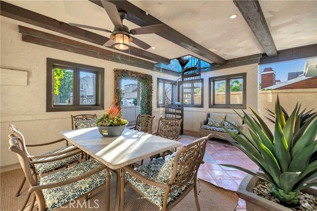 221 Hartford Avenue, Huntington Beach, CA 92648