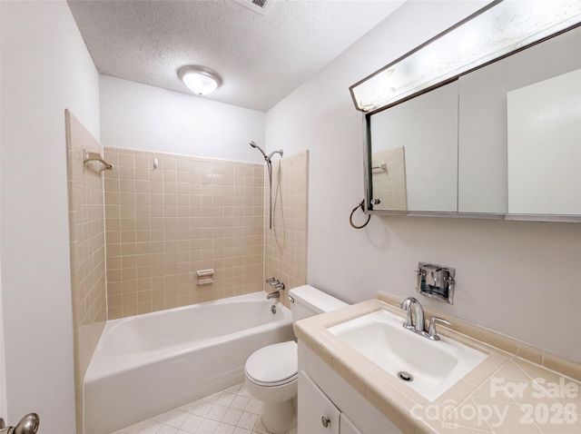 1951 Taylor Drive, Gastonia, NC 28052