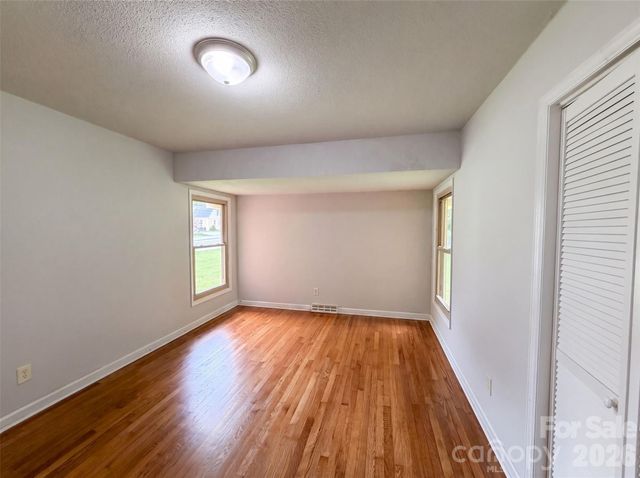 1951 Taylor Drive, Gastonia, NC 28052