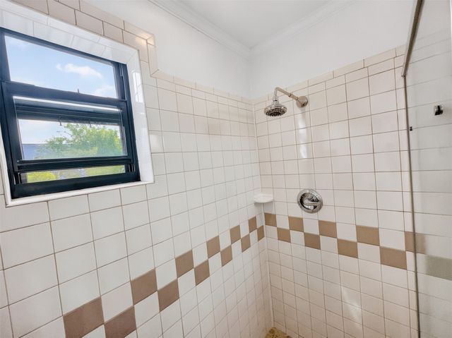 4944 N Hall Street, Dallas, TX 75235