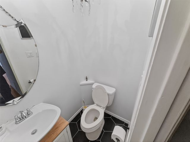 4944 N Hall Street, Dallas, TX 75235