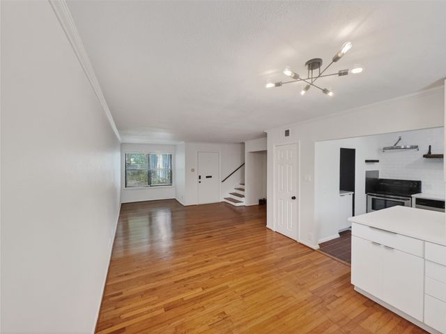 4944 N Hall Street, Dallas, TX 75235