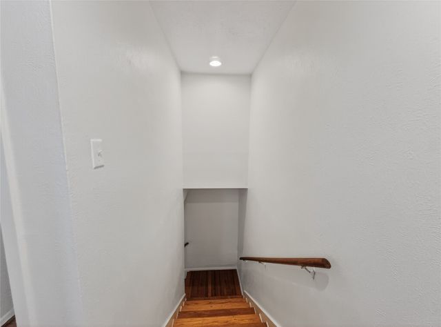 4944 N Hall Street, Dallas, TX 75235