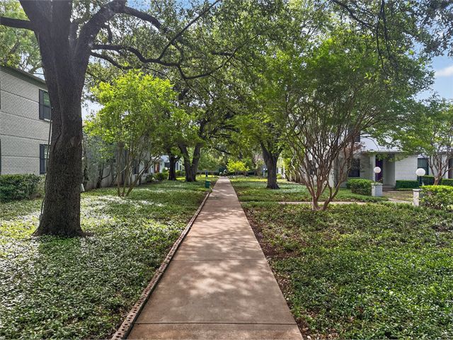 4944 N Hall Street, Dallas, TX 75235