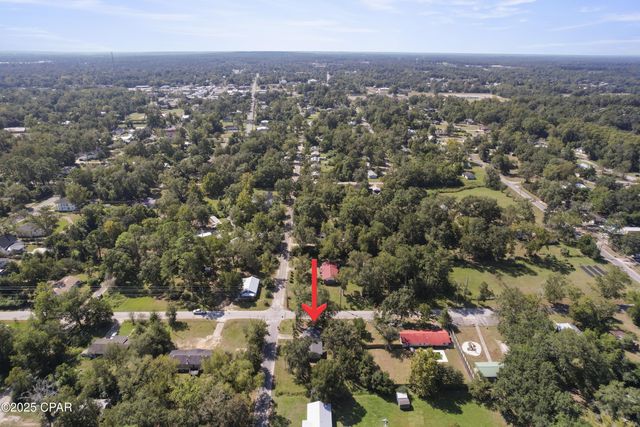 540 4th Street, Chipley, FL 32428