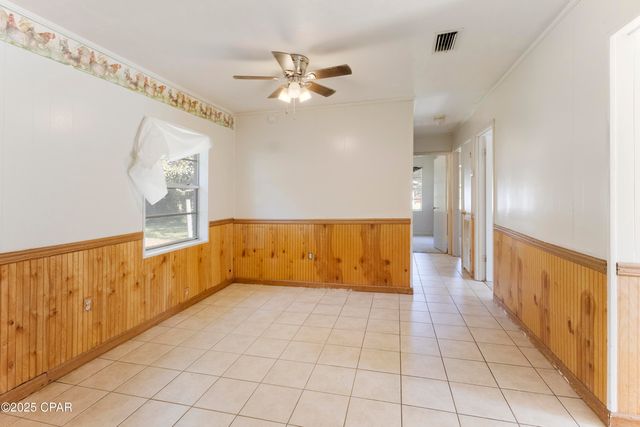 540 4th Street, Chipley, FL 32428