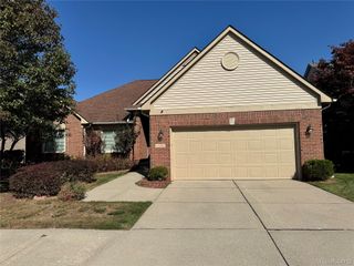 61216 Wedgewood Drive, Washington Township, MI 48094