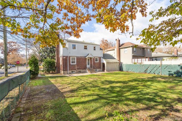 97 Wescott Boulevard, Staten Island, NY 10314