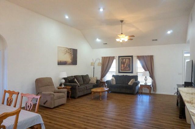 130 Trafalgar Drive, Branson, MO 65616