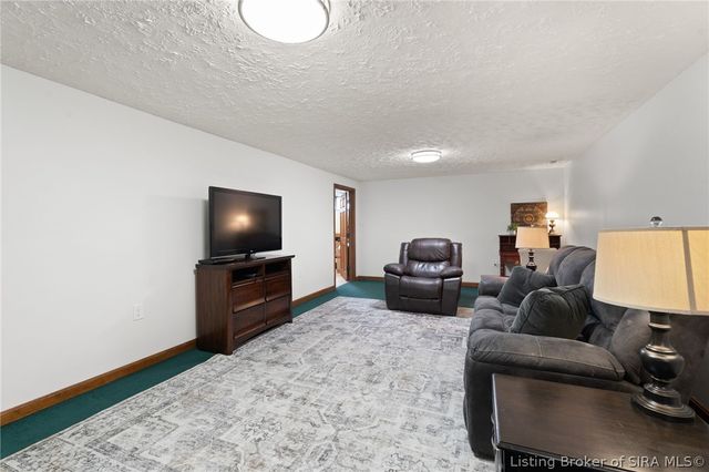 8318 Jordan Drive, Charlestown, IN 47111