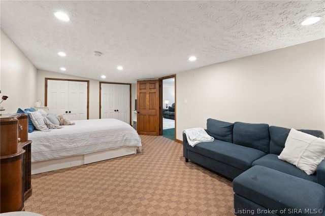 8318 Jordan Drive, Charlestown, IN 47111