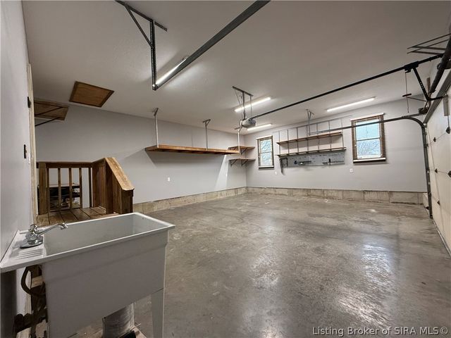 8318 Jordan Drive, Charlestown, IN 47111