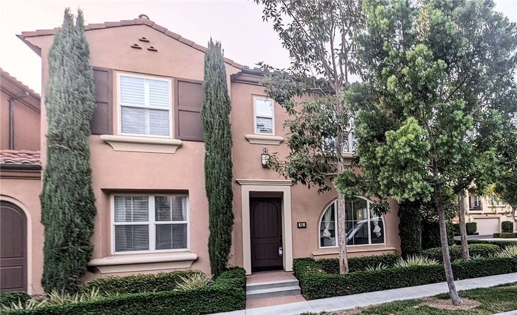 85 Thornhurst, Irvine, CA 92620