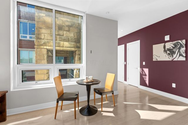 1145 N High Street, 203, Columbus, OH 43201