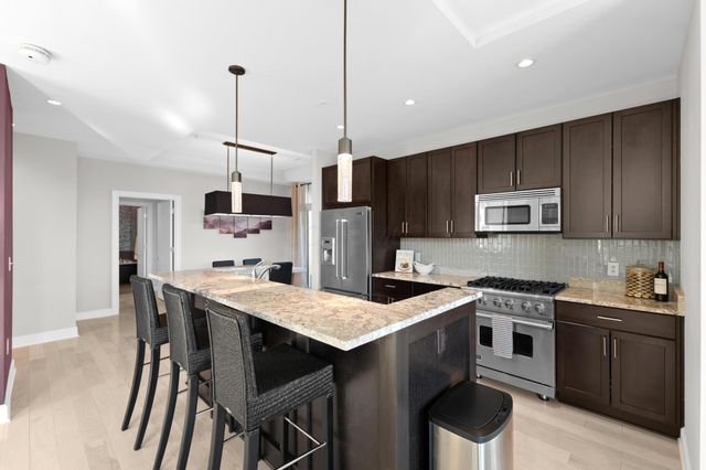 1145 N High Street, 203, Columbus, OH 43201