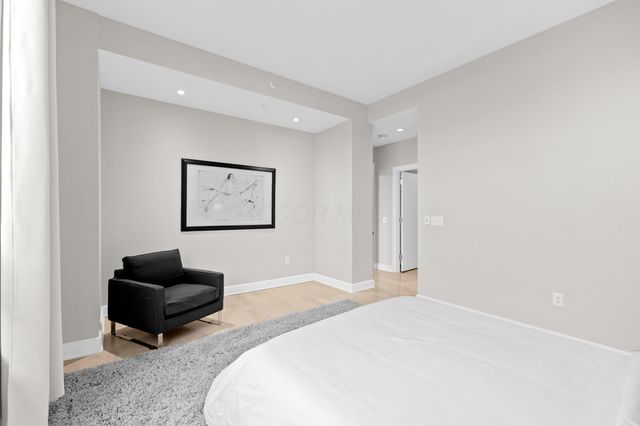 1145 N High Street, 203, Columbus, OH 43201