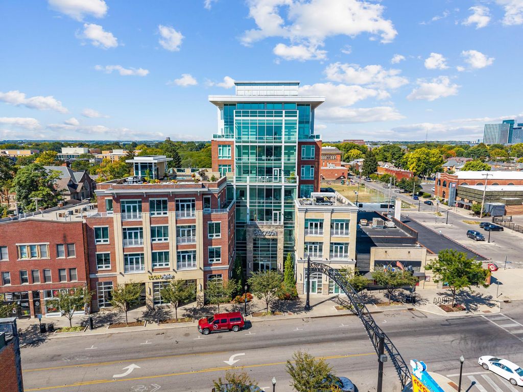 1145 N High Street, 203, Columbus, OH 43201
