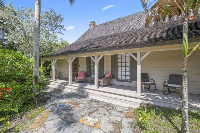 790 E Rambling Drive, Wellington, FL 33414