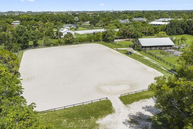 790 E Rambling Drive, Wellington, FL 33414