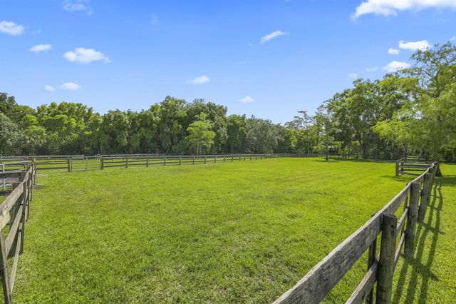 790 E Rambling Drive, Wellington, FL 33414