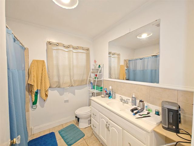 7931 Scanlock Street, Houston, TX 77012