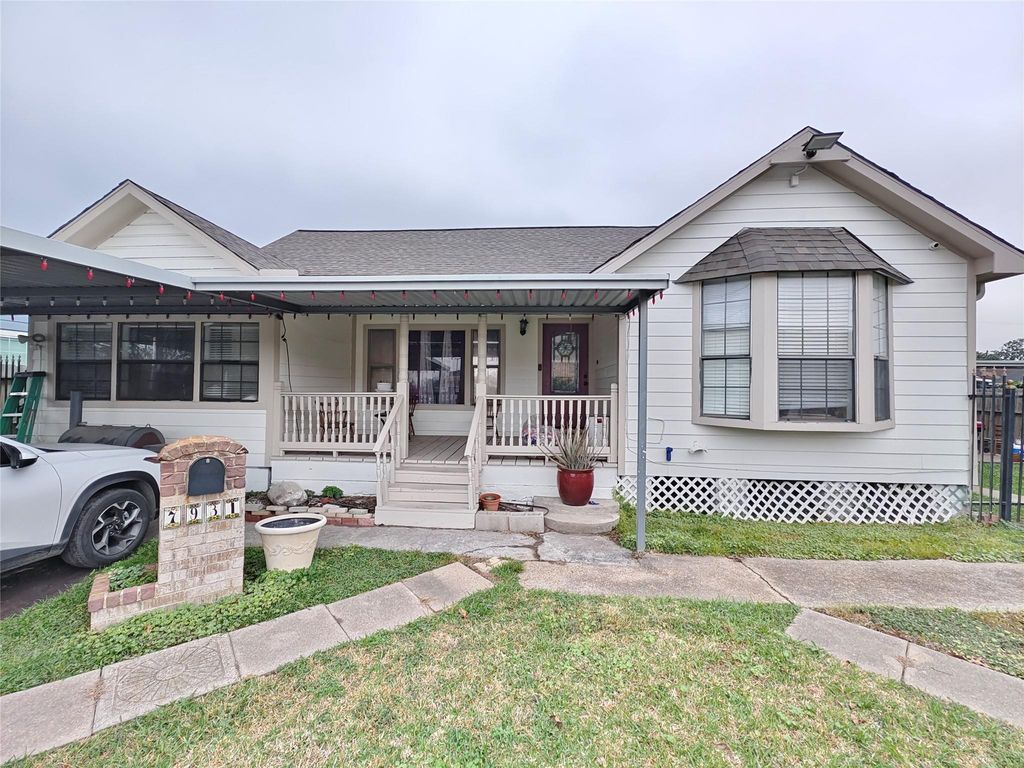 7931 Scanlock Street, Houston, TX 77012
