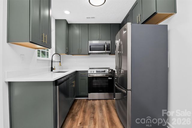 3024 Westwinds Court, Charlotte, NC 28214