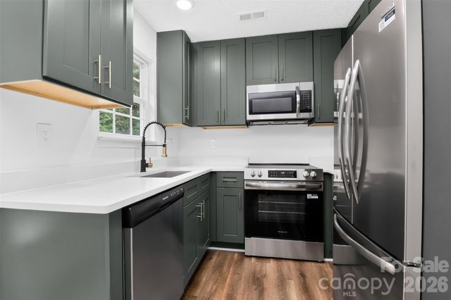 3024 Westwinds Court, Charlotte, NC 28214