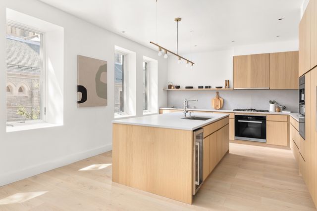 415 Degraw St Apt 2, New York City, NY 11217
