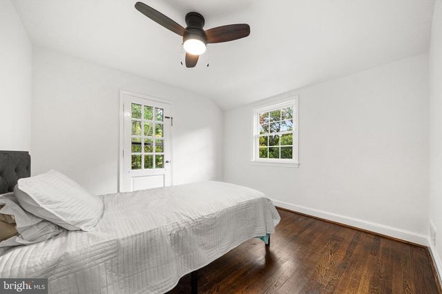 2535 23RD RD N, Arlington, VA 22207