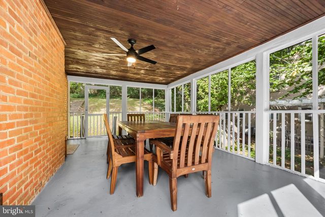 2535 23RD RD N, Arlington, VA 22207