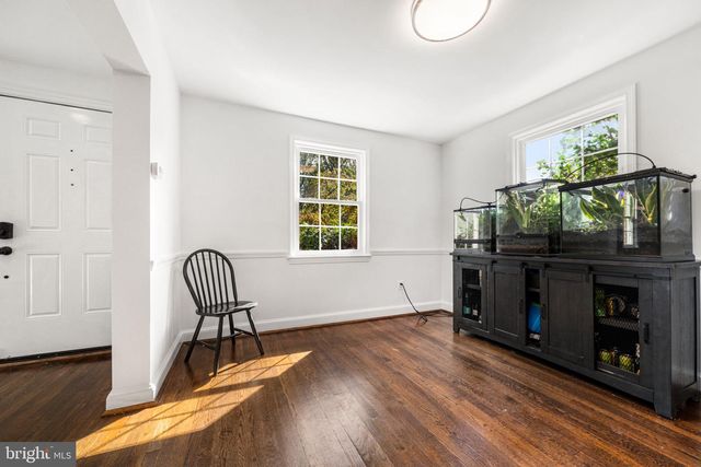 2535 23RD RD N, Arlington, VA 22207