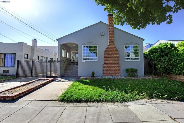 784 Sunset Blvd, Hayward, CA 94541