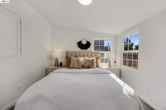 784 Sunset Blvd, Hayward, CA 94541