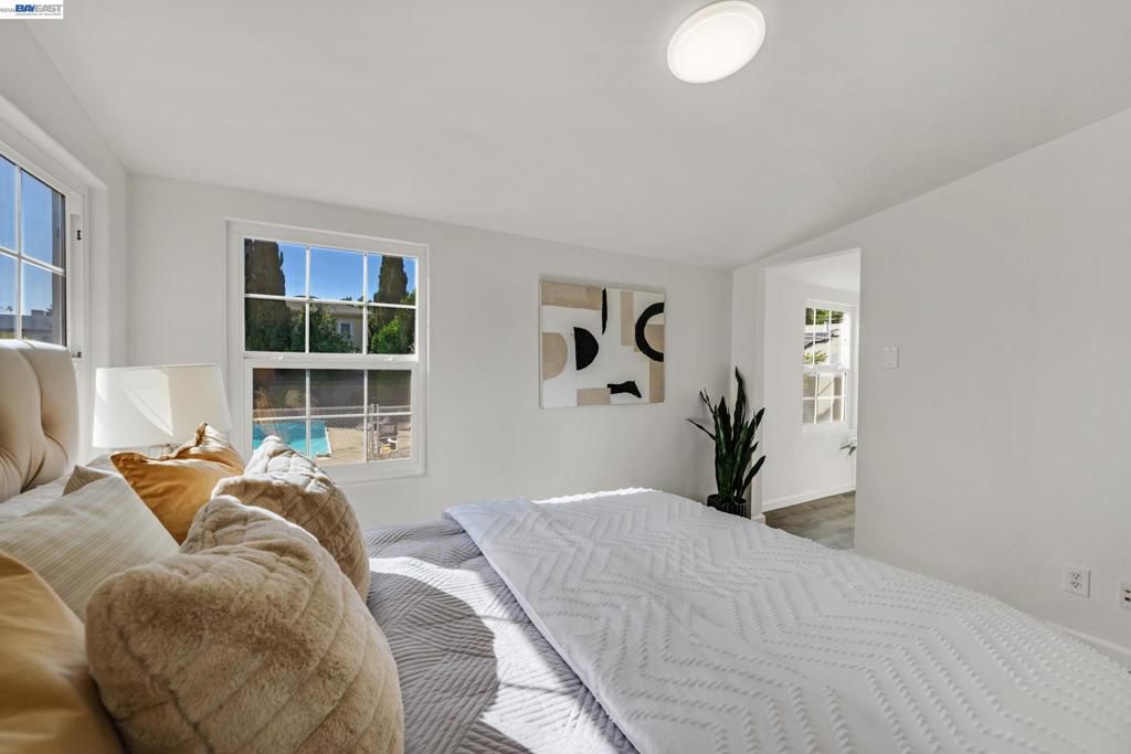 Image 22 of property listing at 784 Sunset Blvd, Hayward, CA 94541