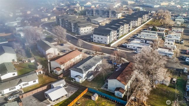 1824 W Crouse Street, Moses Lake, WA 98837