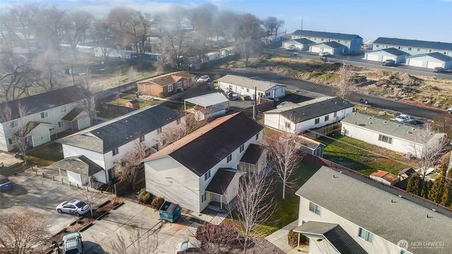 1824 W Crouse Street, Moses Lake, WA 98837