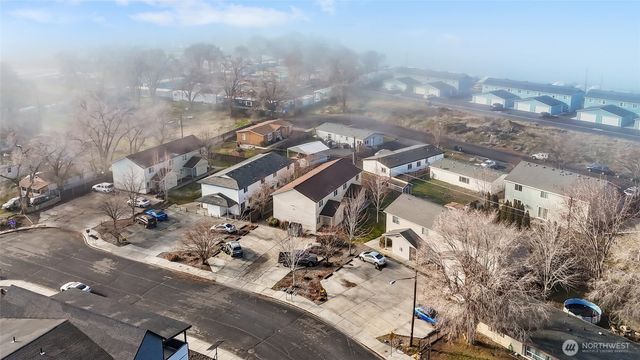 1824 W Crouse Street, Moses Lake, WA 98837