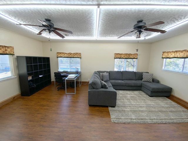 11610 Vickie Dr, Marysville, CA 95901