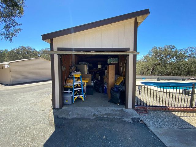 11610 Vickie Dr, Marysville, CA 95901