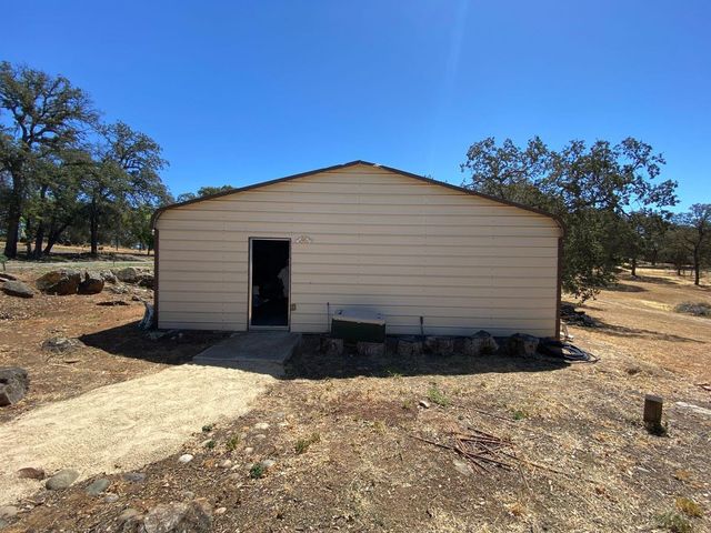 11610 Vickie Dr, Marysville, CA 95901