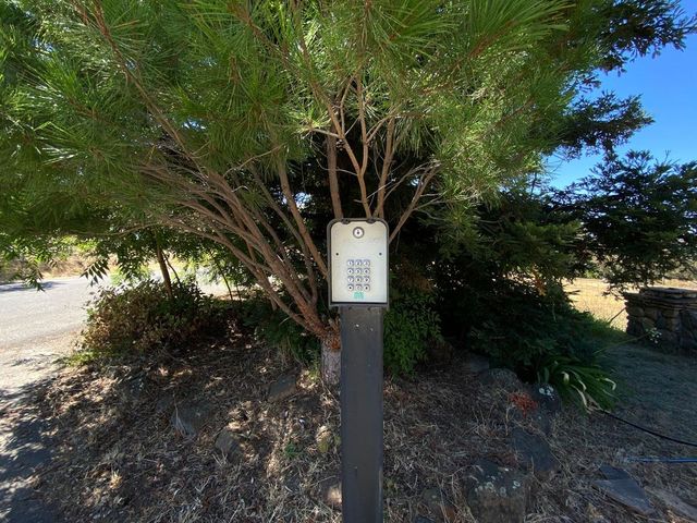 11610 Vickie Dr, Marysville, CA 95901