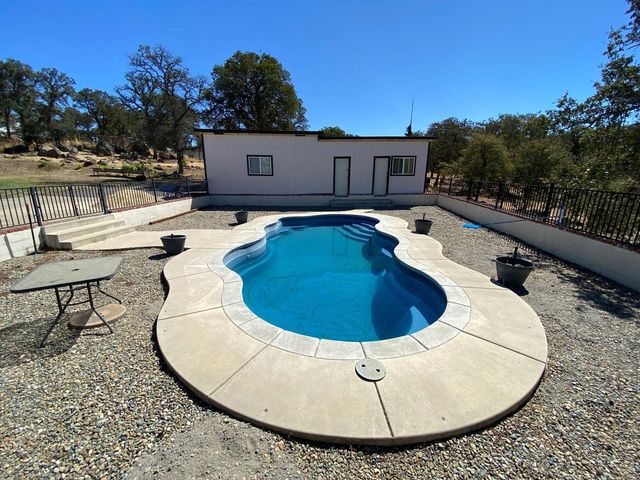 11610 Vickie Dr, Marysville, CA 95901