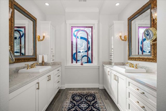 2107 E Peachtree Ct, Spokane, WA 99203