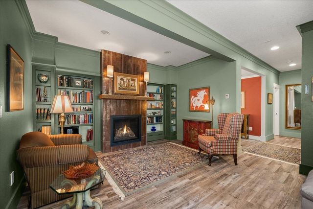 2107 E Peachtree Ct, Spokane, WA 99203