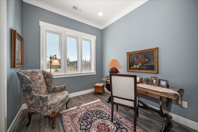 2107 E Peachtree Ct, Spokane, WA 99203