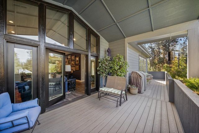 2107 E Peachtree Ct, Spokane, WA 99203